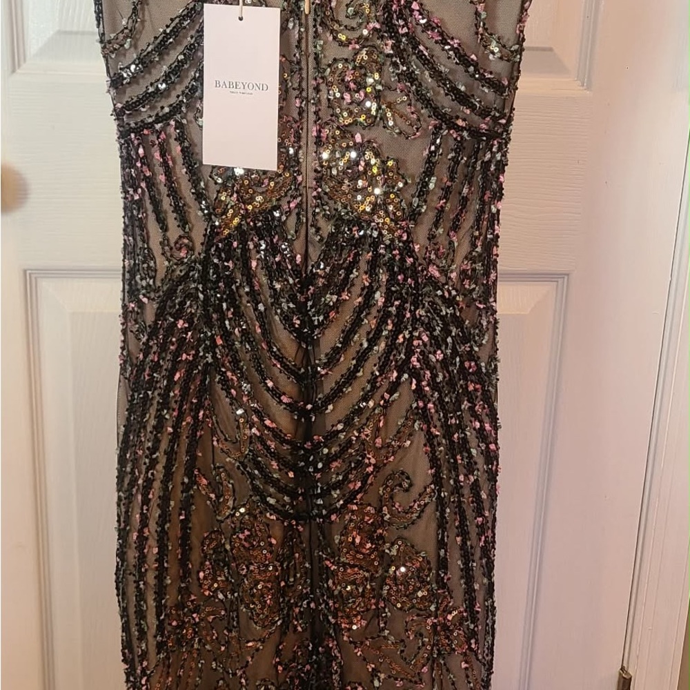 Embellished V-Neck Fringe Midi Dress in Black and Pink - Picture 6 of 16